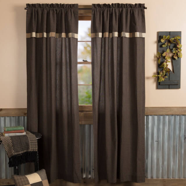 Kettle Grove Panel with Attached Valance Block Border Set of 2 84x40