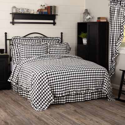Annie Buffalo Black Check Ruffled Twin Quilt Coverlet 68Wx86L