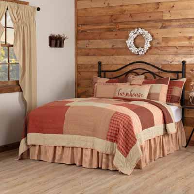 Rory Schoolhouse Red California King Quilt 130Wx115L
