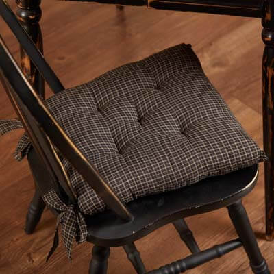 Kettle Grove Plaid Chair Pad 15x15